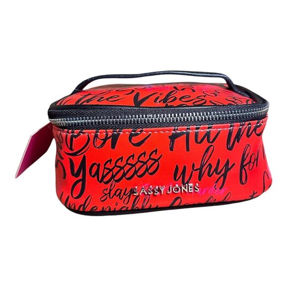 Sassy Jones 2-Piece Printed Nesting Cosmetic Bag Set - Picture 5 of 12